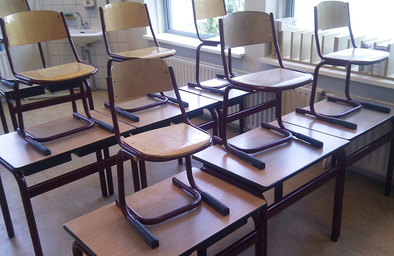 초등 입학생 30만 명이 무너졌다 — 학령인구 절벽과 지역 불균형