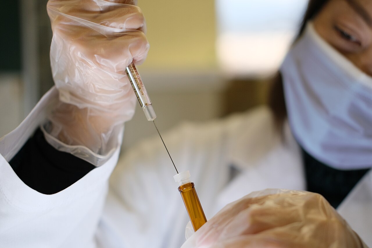 암을 환자별로 가르치는 백신 — mRNA 항암백신의 5년 성적