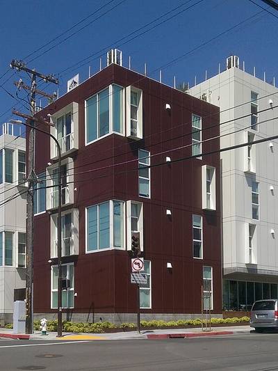 공장에서 만들어 현장에서 조립한다 — 탈현장 건설(OSC) 확대